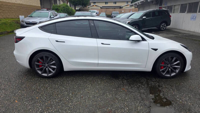 2023 Tesla Model 3 Performance