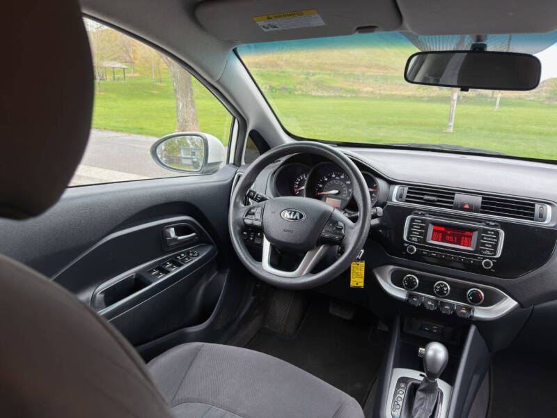2016 Kia Rio LX