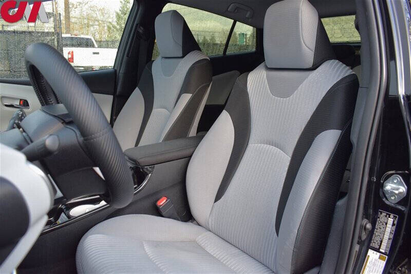 2018 Toyota Prius Three