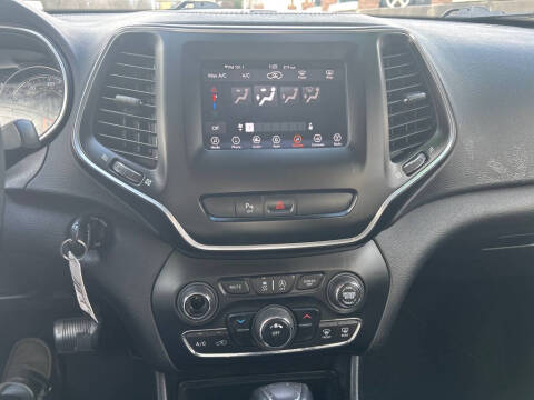 2019 Jeep Cherokee Latitude