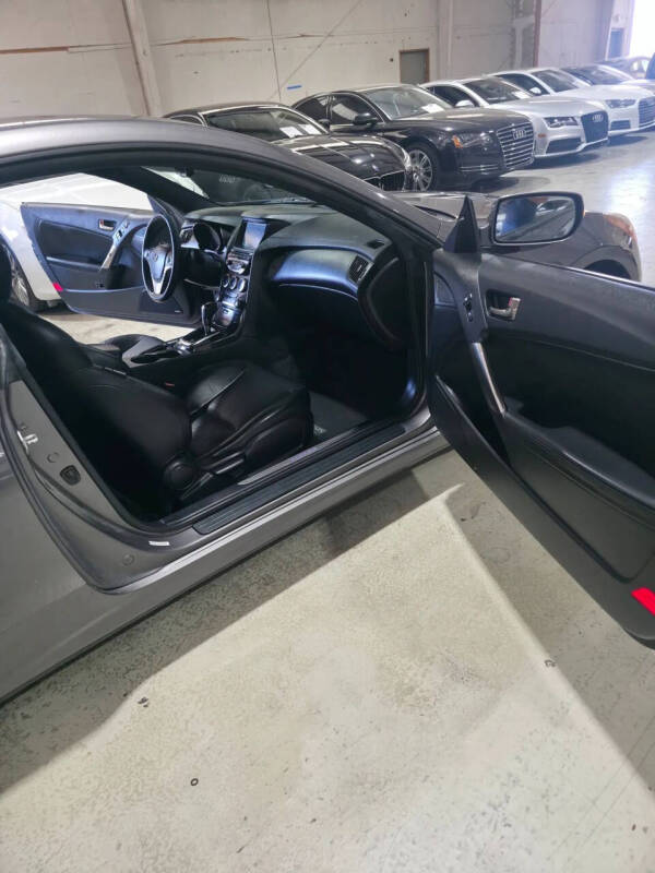 2013 Hyundai Genesis Coupe 3.8 Grand Touring