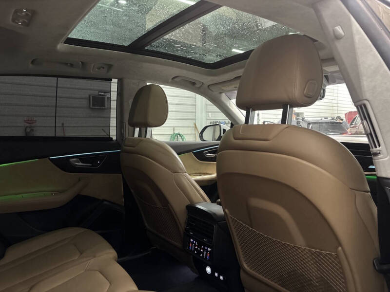 2019 Audi Q8 quattro Prestige 55 TFSI