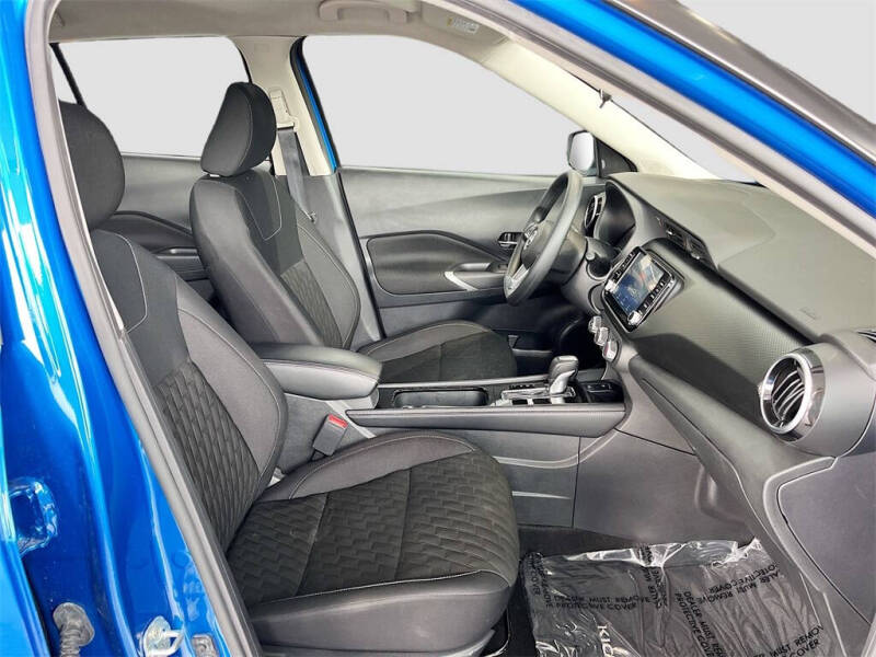 2024 Nissan Kicks SV