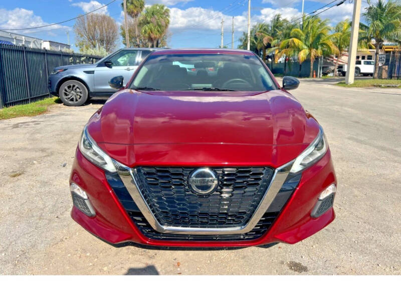 2019 Nissan Altima SR