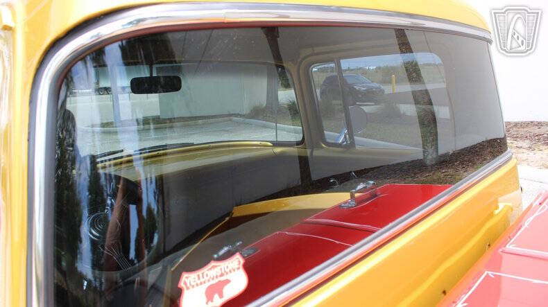 1956 Ford F-100