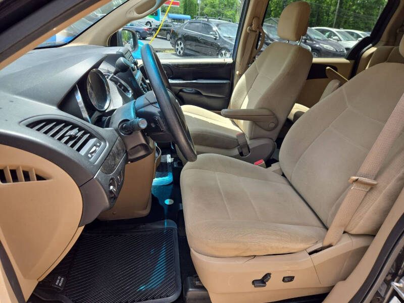 2013 Dodge Grand Caravan SE
