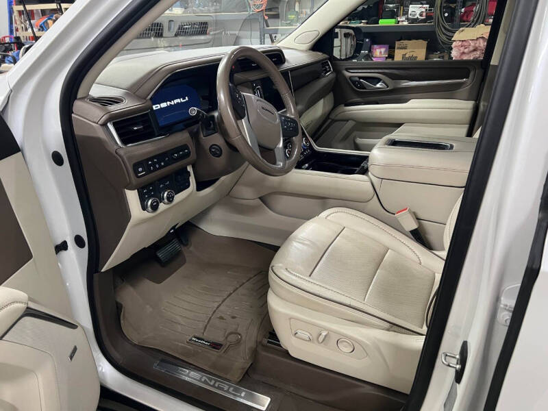 2022 GMC Yukon XL Denali