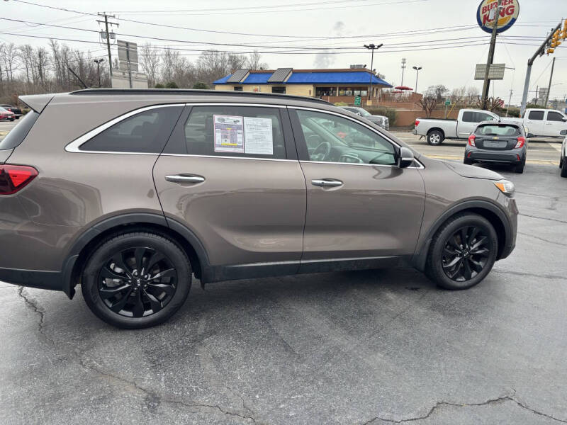 2020 Kia Sorento S V6