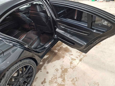 2011 BMW 7 Series 750Li xDrive