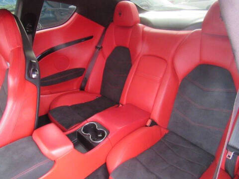 2014 Maserati GranTurismo Sport