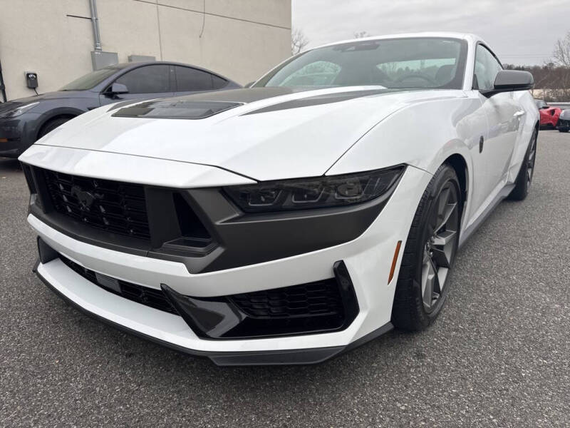 2025 Ford Mustang Dark Horse