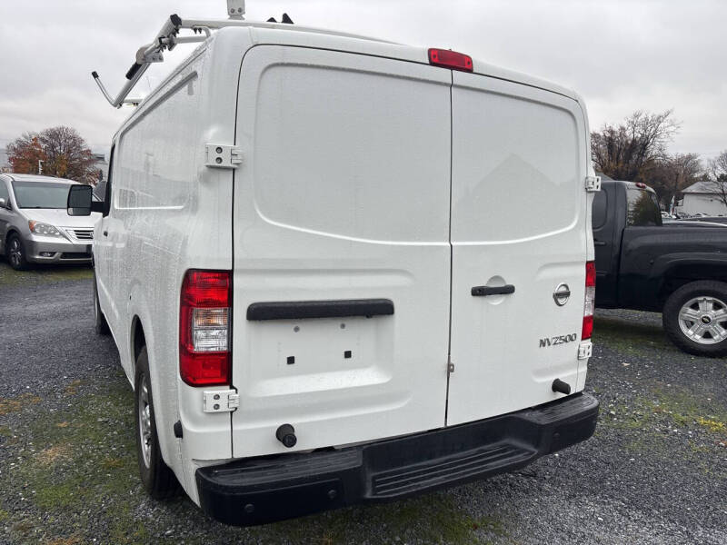 2019 Nissan NV 2500 HD SV