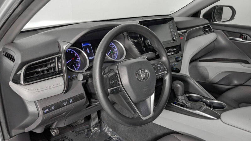 2022 Toyota Camry LE