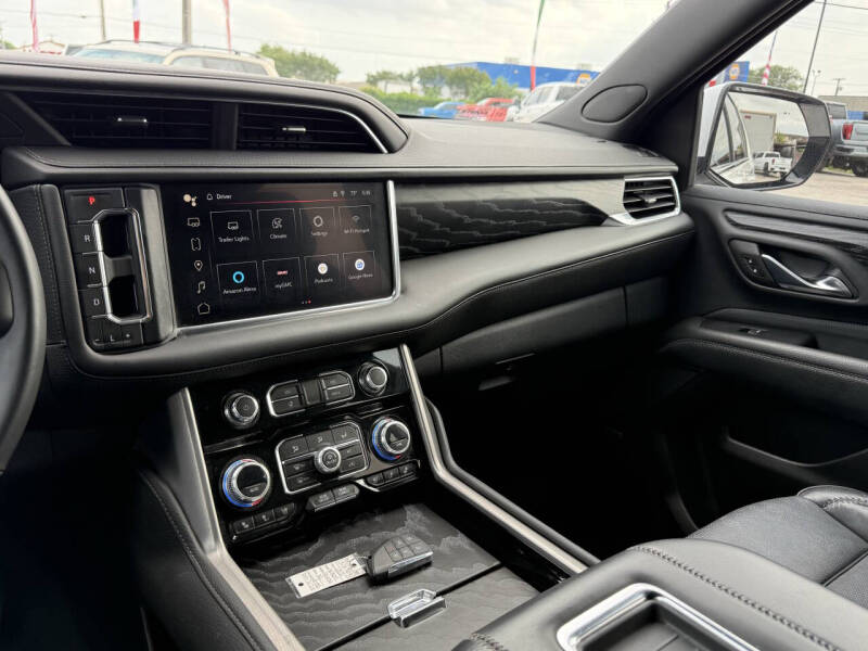 2023 GMC Yukon XL Denali
