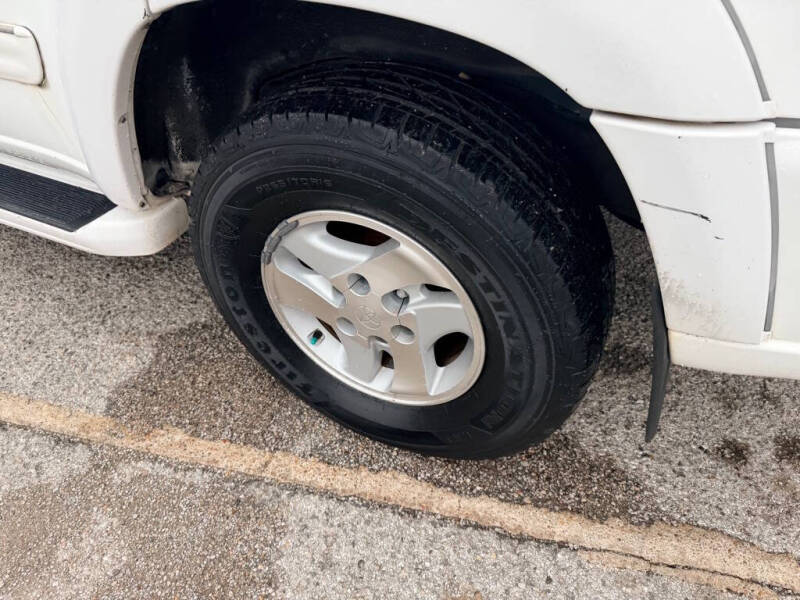 2002 Toyota Sequoia Limited