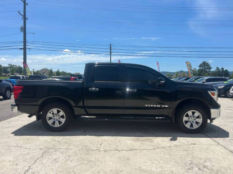 2019 Nissan Titan SV