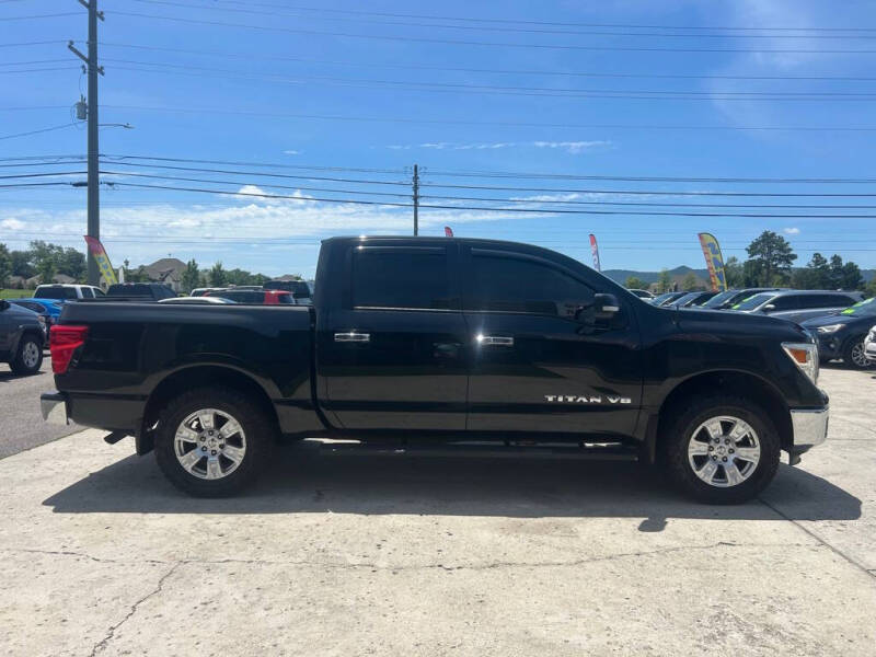 2019 Nissan Titan SV