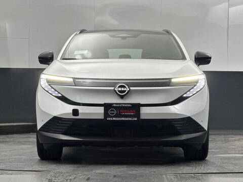 2026 Nissan LEAF Platinum+