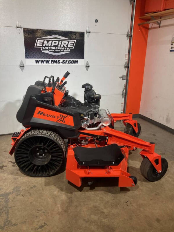 2025 Bad Boy REVOLT X 72" VANGUARD