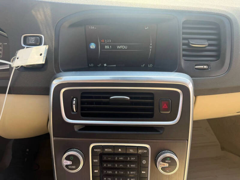 2015 Volvo V60 T5 Premier