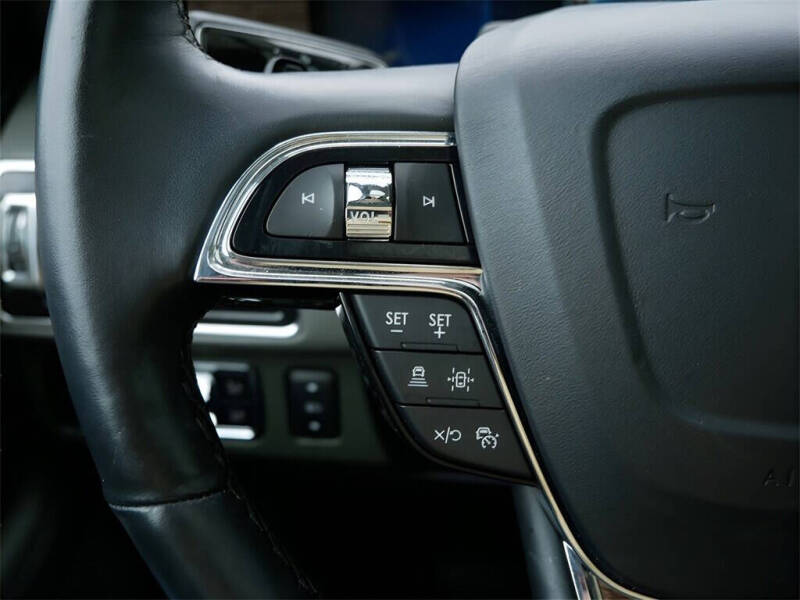 2022 Lincoln Navigator Black Label