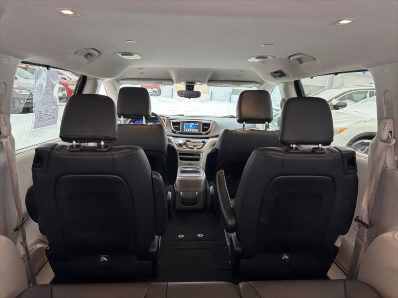 2018 Chrysler Pacifica Touring L