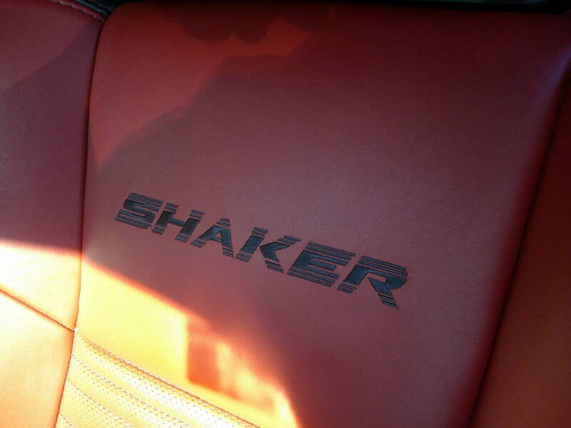 2016 Dodge Challenger R/T Plus Shaker