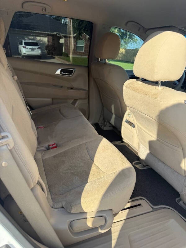2014 Nissan Pathfinder SV