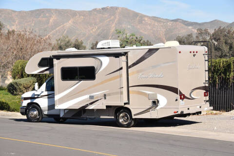 2015 Thor Motor Coach Four Winds Beach Cruiser