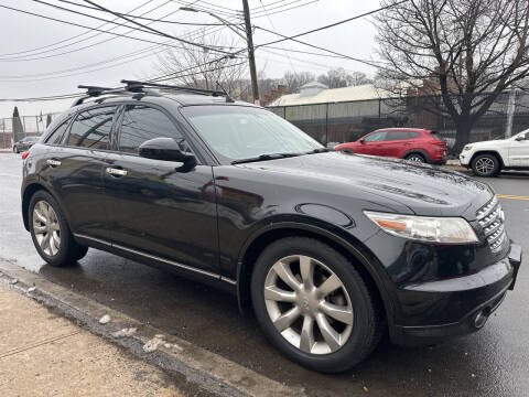 2003 Infiniti FX45 for sale at Deleon Mich Auto Sales in Yonkers NY