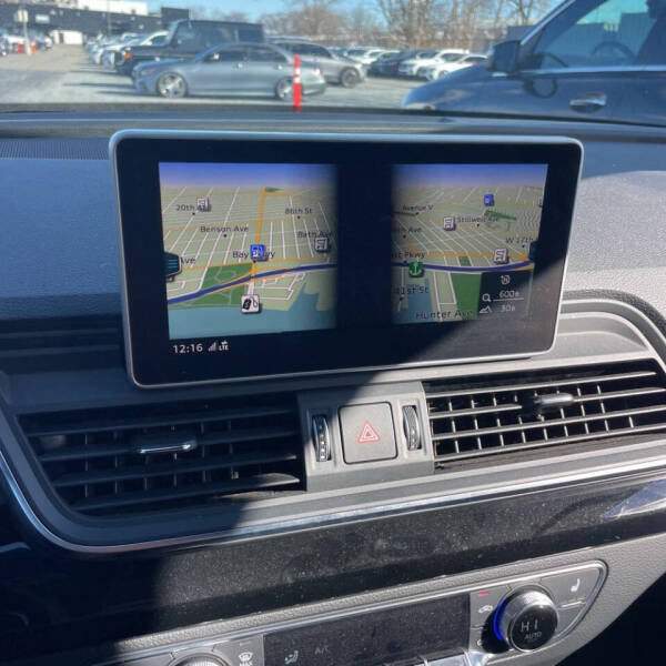 2020 Audi Q5 quattro Titanium Prem Pl 45 TFSI