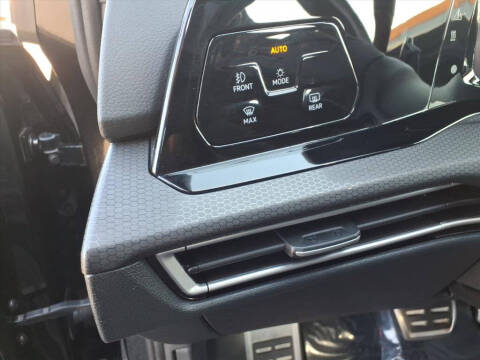 2024 Volkswagen Golf GTI S