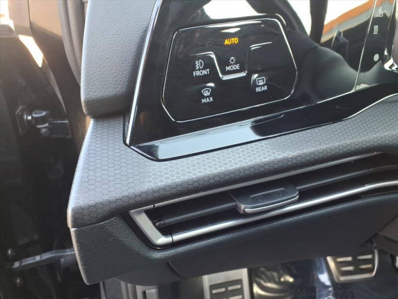2024 Volkswagen Golf GTI S
