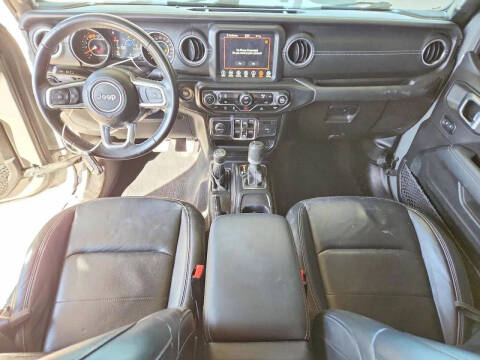 2022 Jeep Gladiator Overland