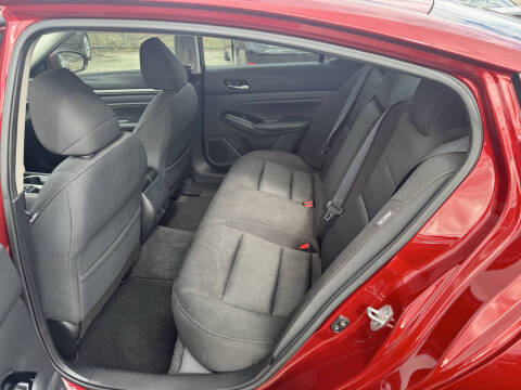 2021 Nissan Altima 2.5 SV