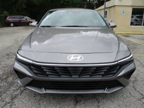 2024 Hyundai Elantra SE