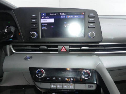 2022 Hyundai Elantra