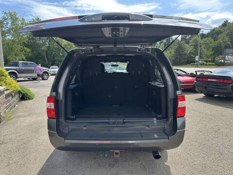 2017 Ford Expedition EL XLT