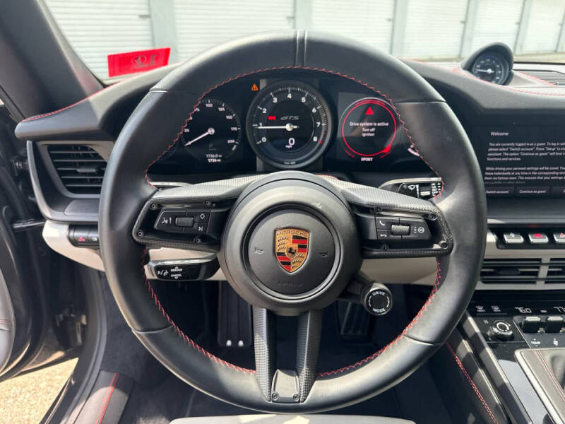 2024 Porsche 911 Carrera GTS