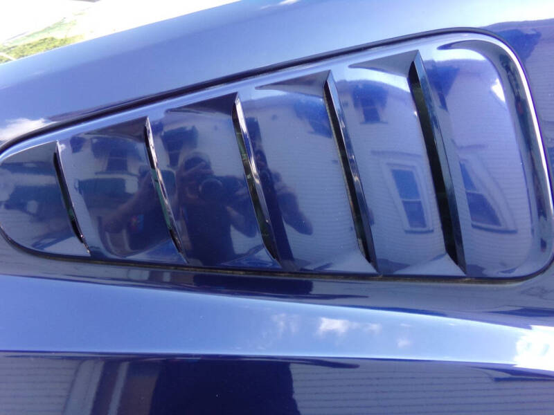 2010 Ford Mustang V6 Premium