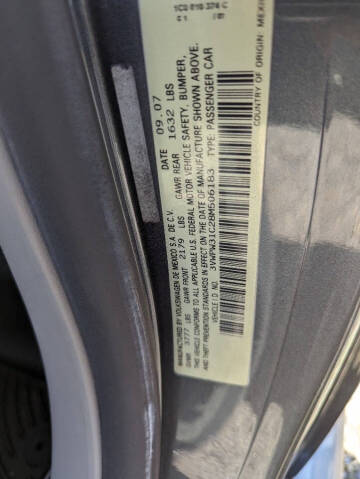 2008 Volkswagen New Beetle S