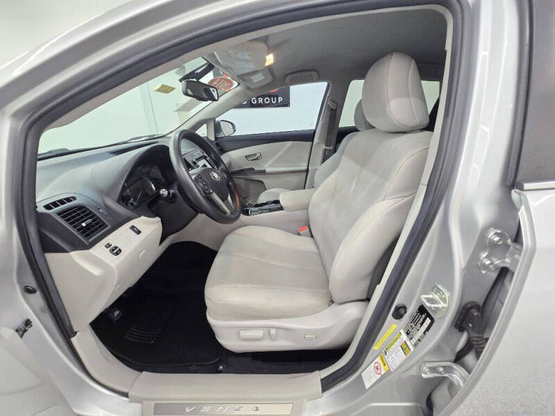 2014 Toyota Venza LE