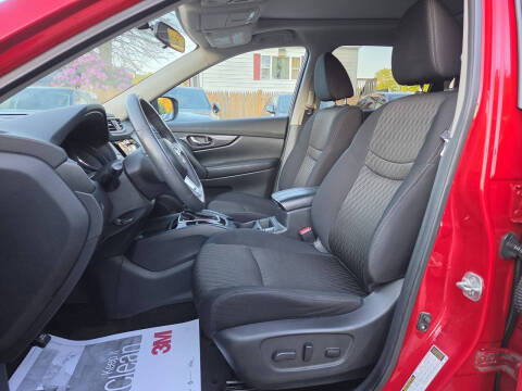 2017 Nissan Rogue SV