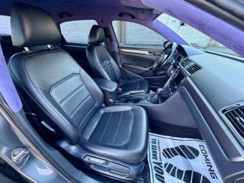 2017 Volkswagen Passat 1.8T R-Line