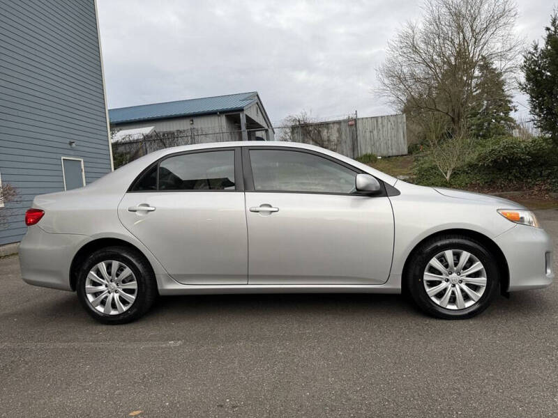 2012 Toyota Corolla LE
