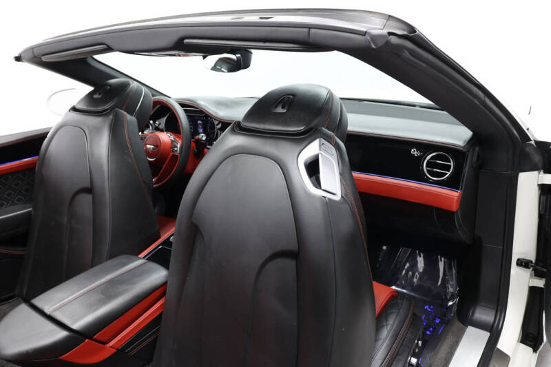 2020 Bentley Continental GTC V8