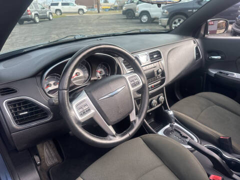 2011 Chrysler 200 Touring