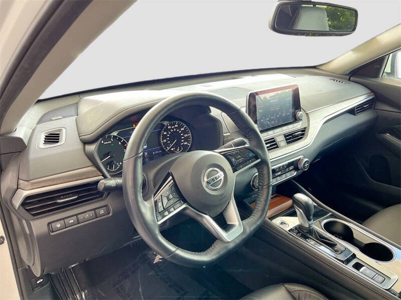 2020 Nissan Altima 2.5 Platinum