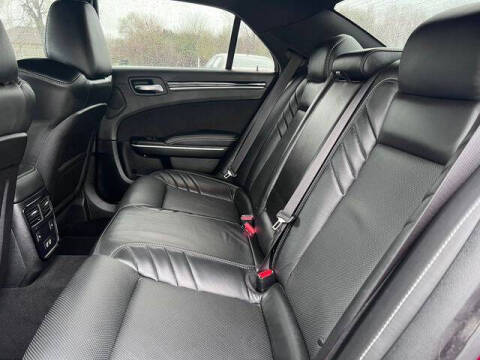 2023 Chrysler 300 C