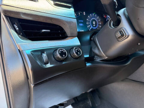 2016 Cadillac Escalade ESV Luxury Collection